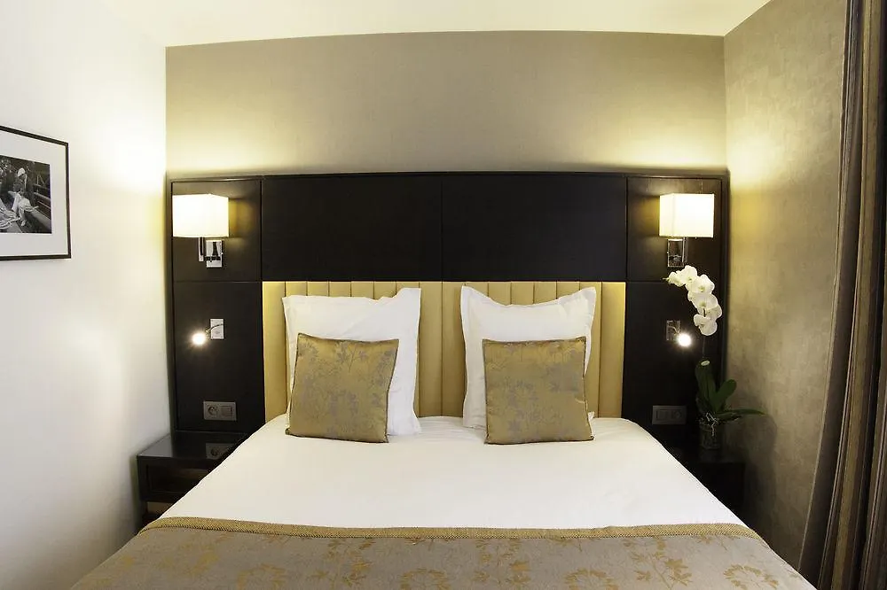 Logis 15 Montparnasse فندق
