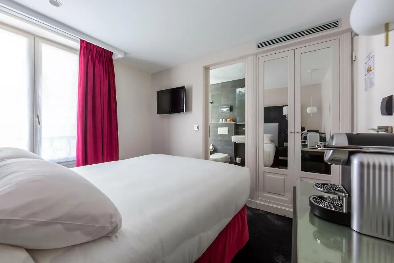 Logis 15 Montparnasse Hotel 4*