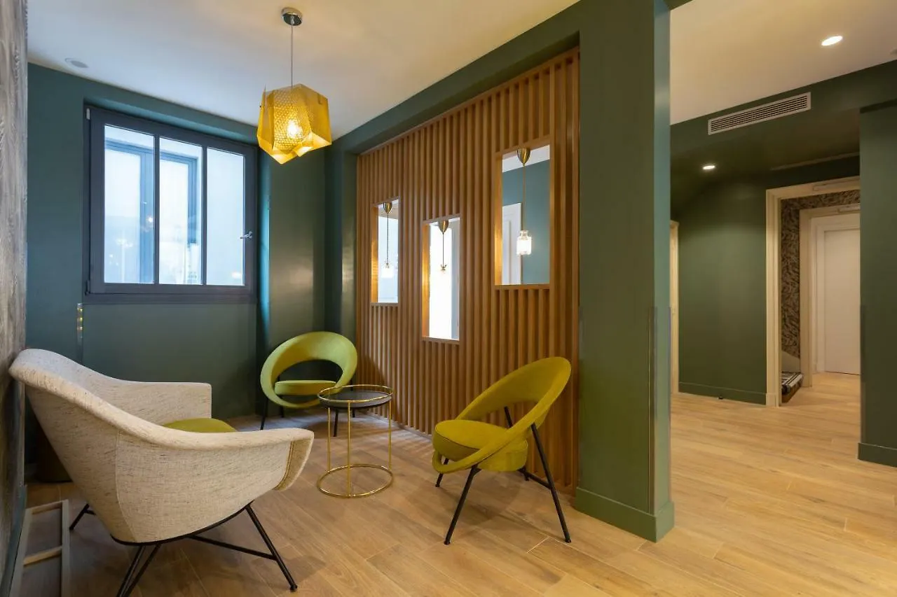 فندق Logis 15 Montparnasse