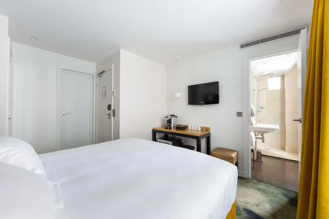 Logis 15 Montparnasse 4*